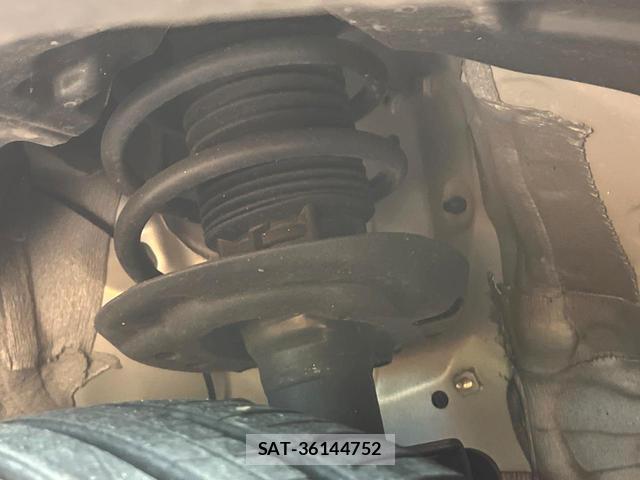 Toyota YARIS CROSS 2024-05 8280215-19