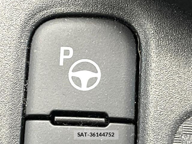 Toyota YARIS CROSS 2024-05 8280215-6