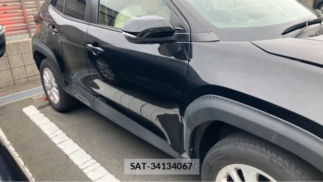 Toyota YARIS CROSS 2021-07 8280459-3