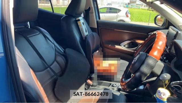 Toyota YARIS CROSS 2021-07 8281092-5