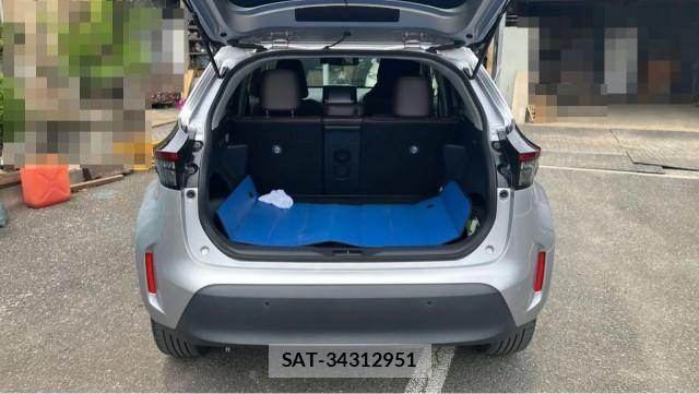 Toyota YARIS CROSS 2022-06 8281167-17