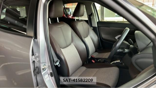 Toyota YARIS CROSS 2022-03 8281395-5