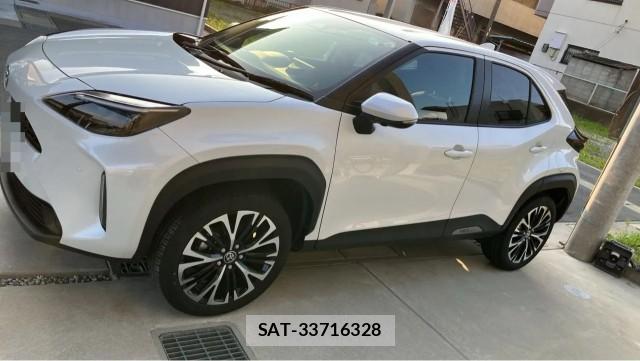 Toyota YARIS CROSS 2025-03 8281530-10
