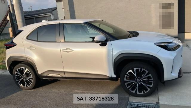 Toyota YARIS CROSS 2025-03 8281530-3