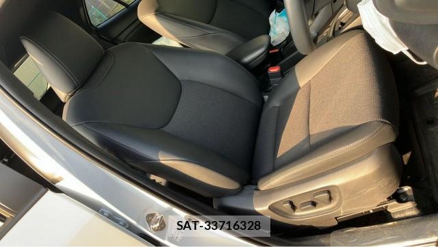 Toyota YARIS CROSS 2025-03 8281530-5