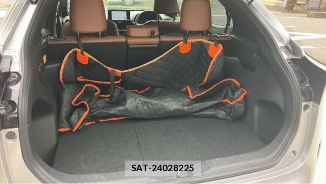 Toyota YARIS CROSS 2024-06 8281598-17