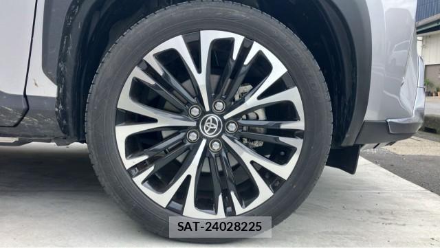 Toyota YARIS CROSS 2024-06 8281598-8