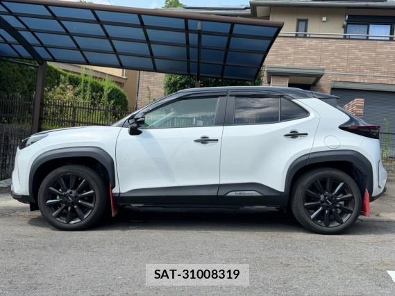 Toyota YARIS CROSS 2023-02 8282046-10