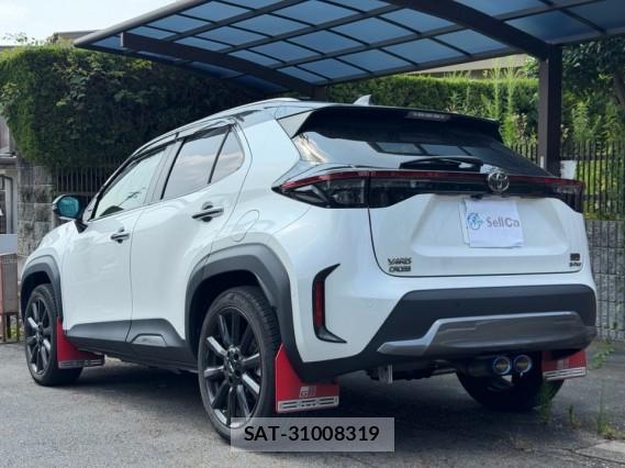 Toyota YARIS CROSS 2023-02 8282046-13