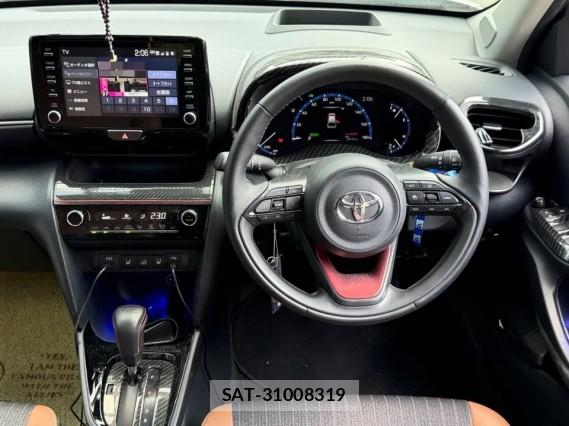 Toyota YARIS CROSS 2023-02 8282046-16