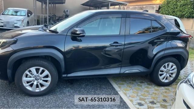 Toyota YARIS CROSS 2021-10 8282119-10