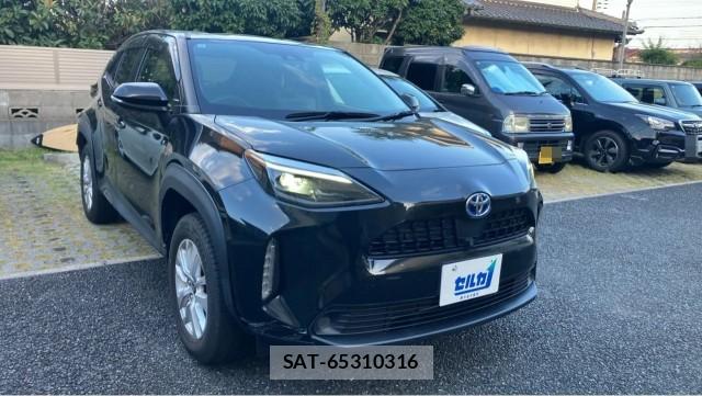 Toyota YARIS CROSS 2021-10 8282119-11
