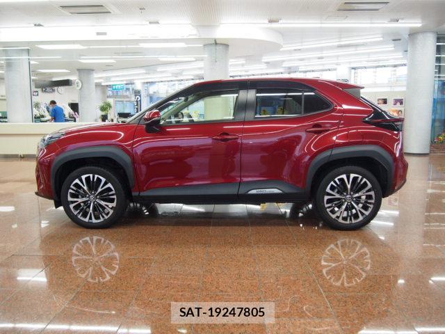 Toyota YARIS CROSS 2021-07 8283008-10