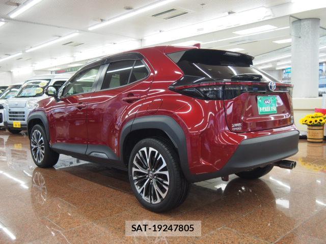 Toyota YARIS CROSS 2021-07 8283008-14