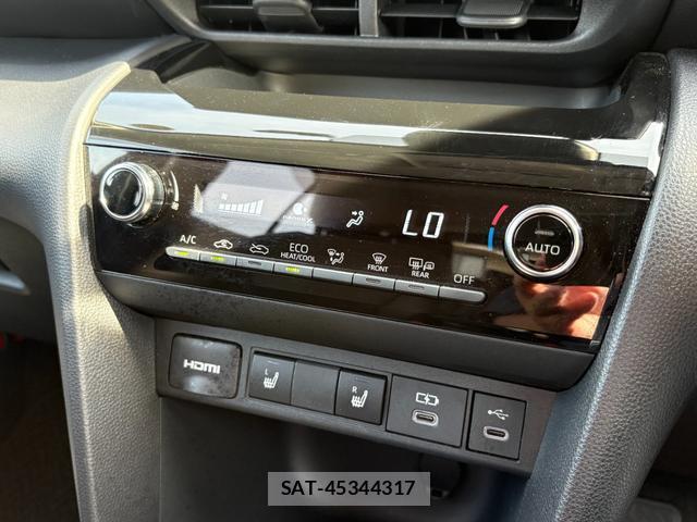 Toyota YARIS CROSS 2024-09 8283569-18