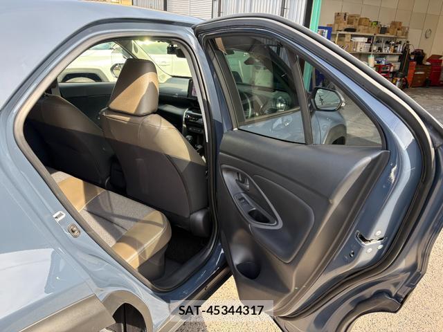 Toyota YARIS CROSS 2024-09 8283569-9
