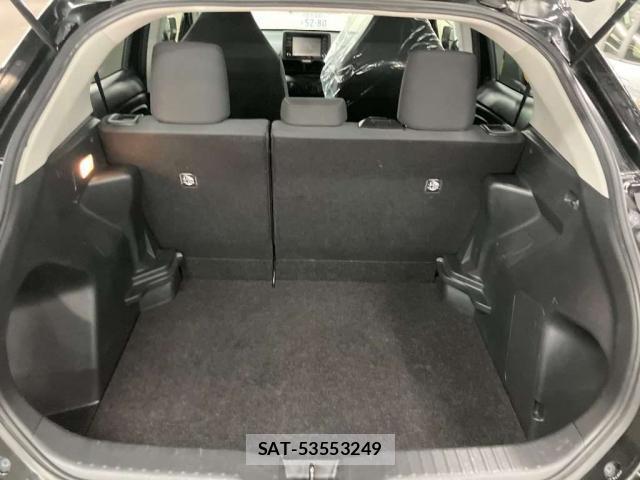 Toyota YARIS CROSS 2023-07 8284236-5