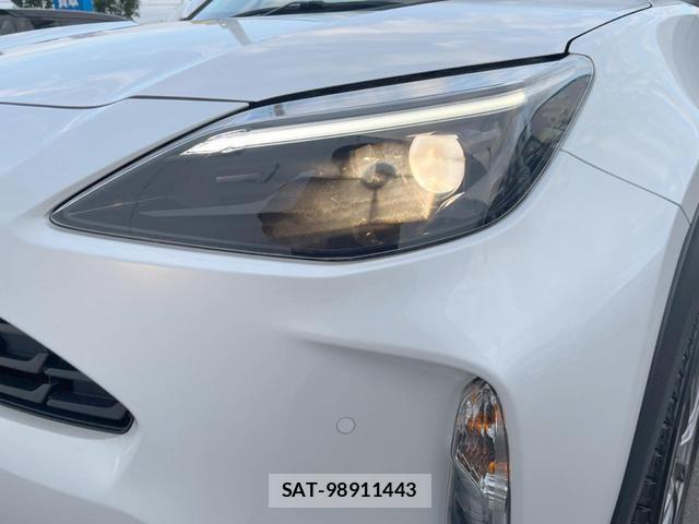 Toyota YARIS CROSS 2024-05 8284340-12