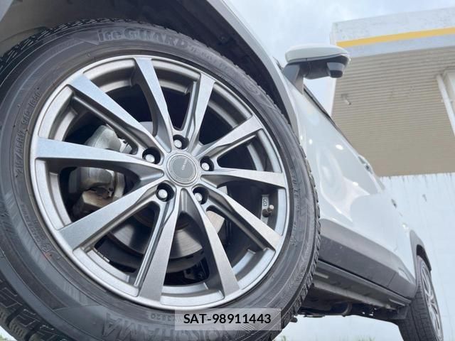 Toyota YARIS CROSS 2024-05 8284340-13