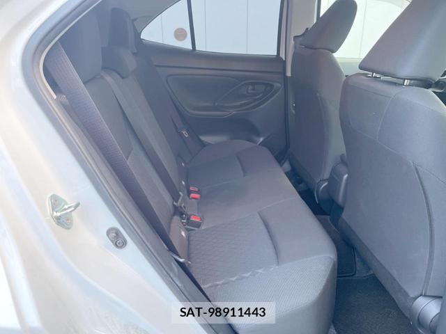 Toyota YARIS CROSS 2024-05 8284340-9