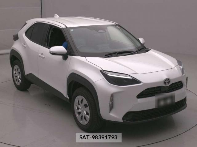 Toyota YARIS CROSS 2025-12 8284386-0
