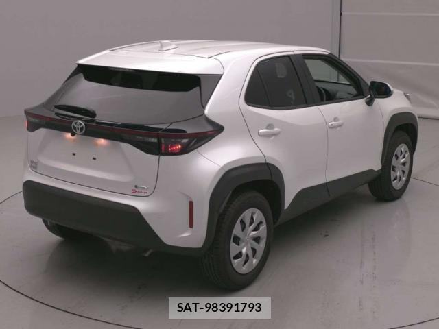 Toyota YARIS CROSS 2025-12 8284386-1