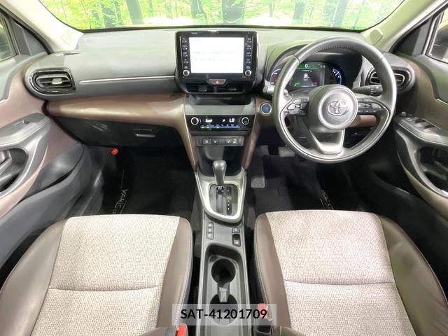 Toyota YARIS CROSS 2021-08 8284500-1