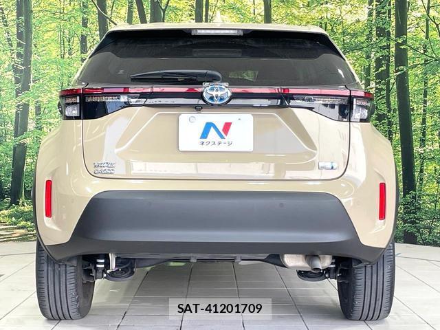 Toyota YARIS CROSS 2021-08 8284500-14