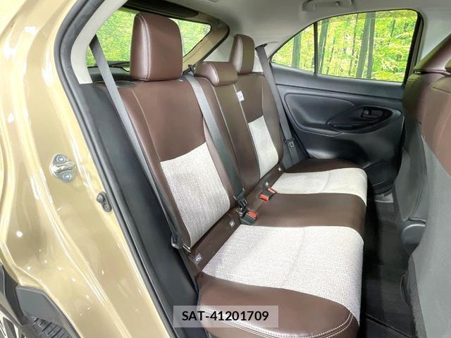 Toyota YARIS CROSS 2021-08 8284500-8