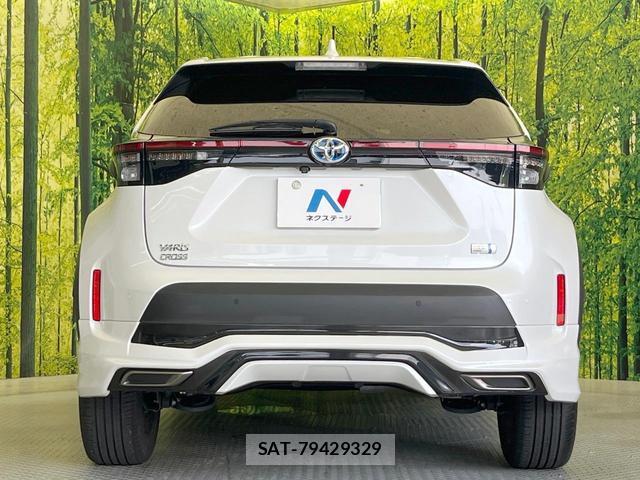 Toyota YARIS CROSS 2023-10 8284902-14