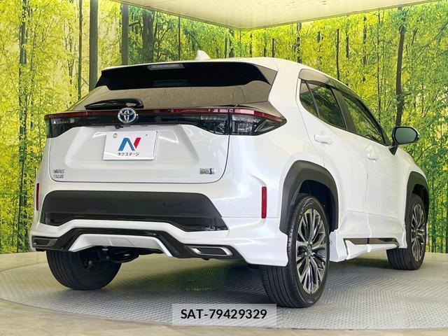 Toyota YARIS CROSS 2023-10 8284902-16