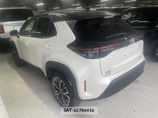 Toyota YARIS CROSS 2022-01 8285379-1