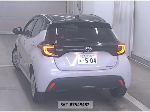 Toyota YARIS 2022-09 8276954-4
