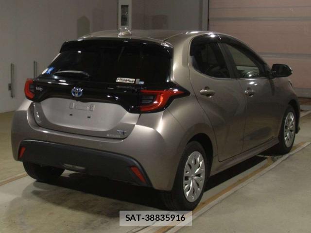 Toyota YARIS 2021-11 8276968-1