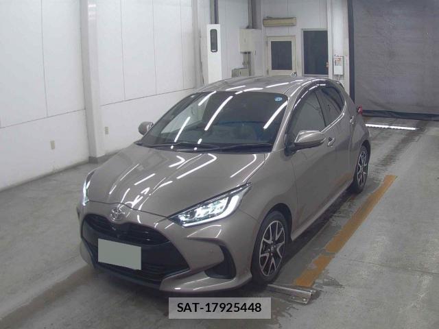 Toyota YARIS 2023-07 8277007-4