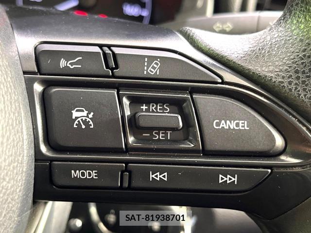 Toyota YARIS 2023-06 8277405-6