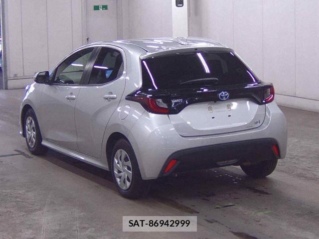 Toyota YARIS 2021-07 8277454-1