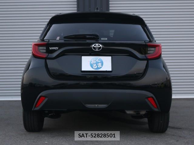 Toyota YARIS 2021-07 8277588-1