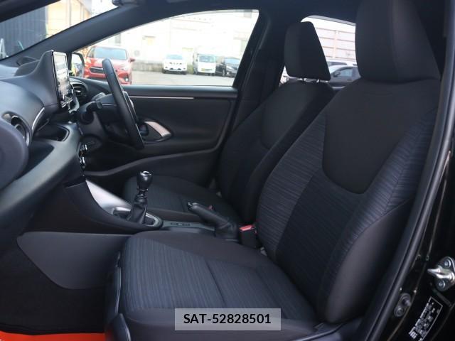 Toyota YARIS 2021-07 8277588-5