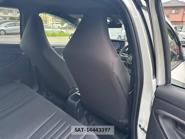 Toyota YARIS 2021-07 8277792-13
