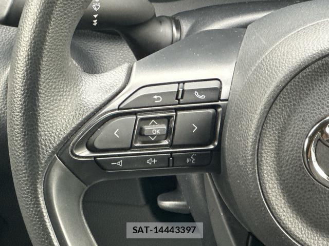 Toyota YARIS 2021-07 8277792-15