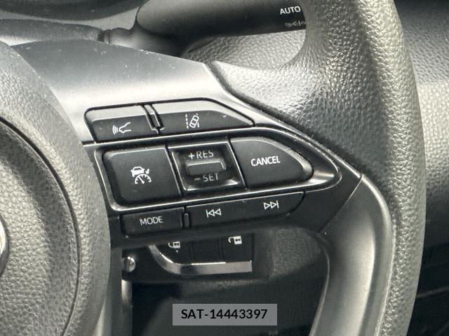 Toyota YARIS 2021-07 8277792-16