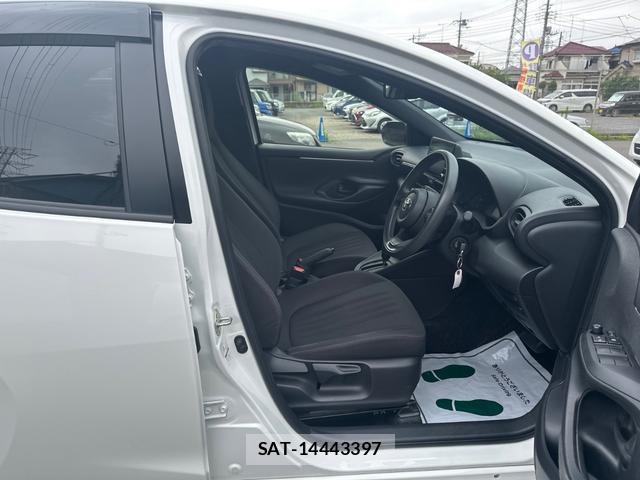 Toyota YARIS 2021-07 8277792-8
