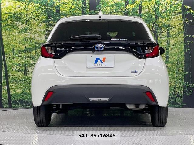 Toyota YARIS 2023-07 8278033-14