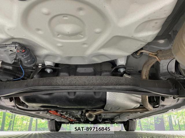 Toyota YARIS 2023-07 8278033-18