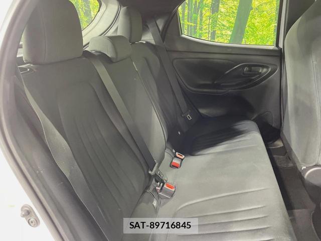 Toyota YARIS 2023-07 8278033-8