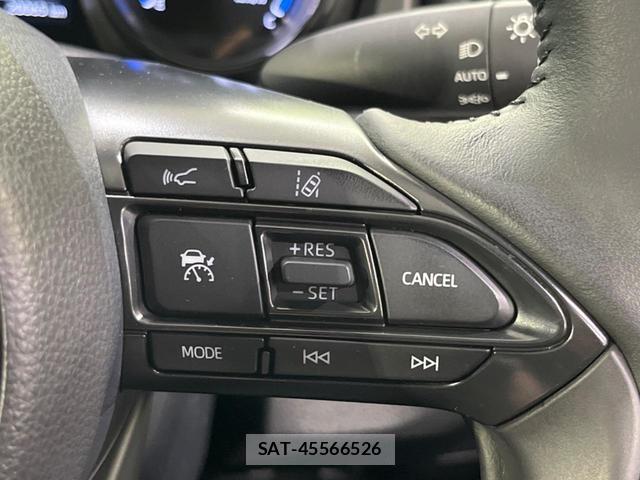 Toyota YARIS 2022-07 8278066-6