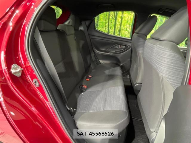 Toyota YARIS 2022-07 8278066-8