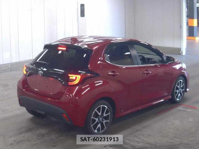 Toyota YARIS 2021-11 8278210-1