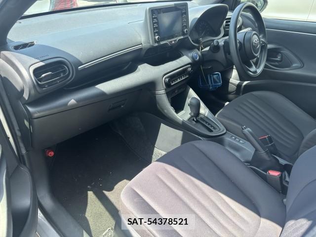 Toyota YARIS 2021-07 8278986-6